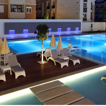Manavgat - Superb 2 Bedroom Near And Centre * סייד