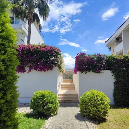 Manavgat - Superb 2 Bedroom Near And Centre * Side